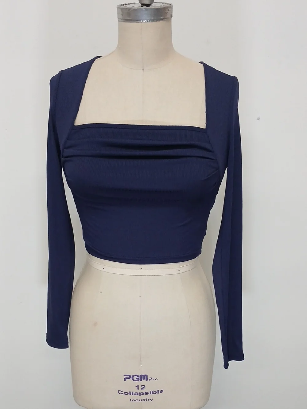 Cider Long Sleeve Square Neck Navy Crop Top / Size Small